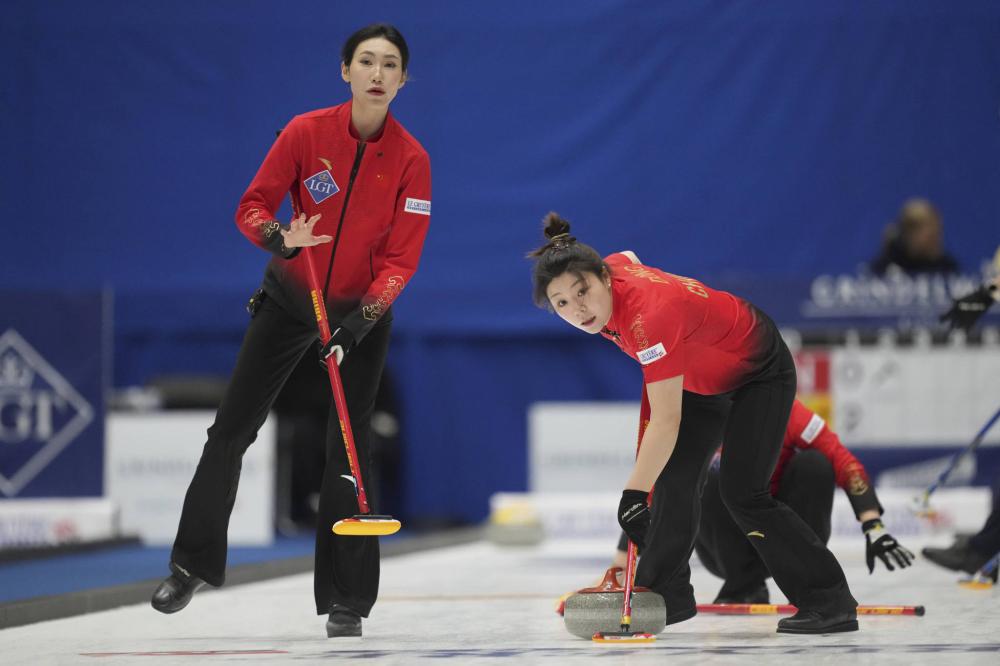 F1阿布扎比站第一练习：诺里斯最快，维斯塔潘紧随其后，勒克莱尔非第四