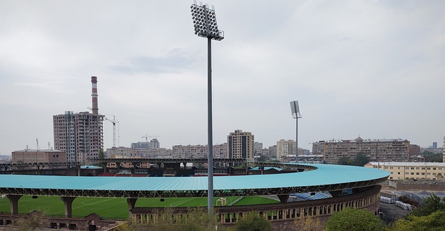 欧冠淘汰赛前瞻：巴萨主场迎战曼联,