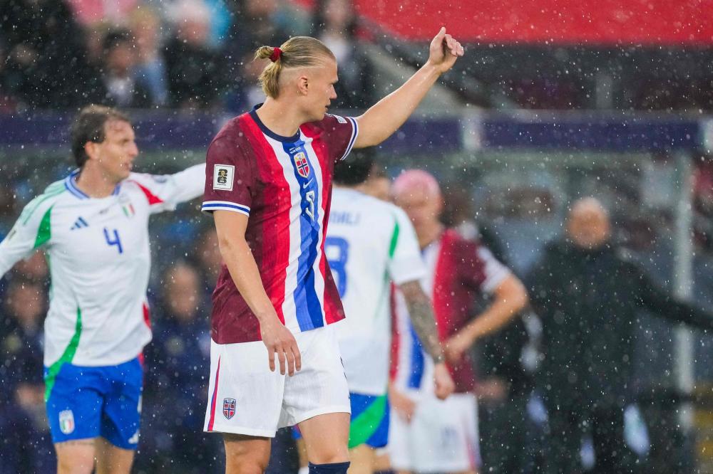 球星连续进球，引领全队节奏